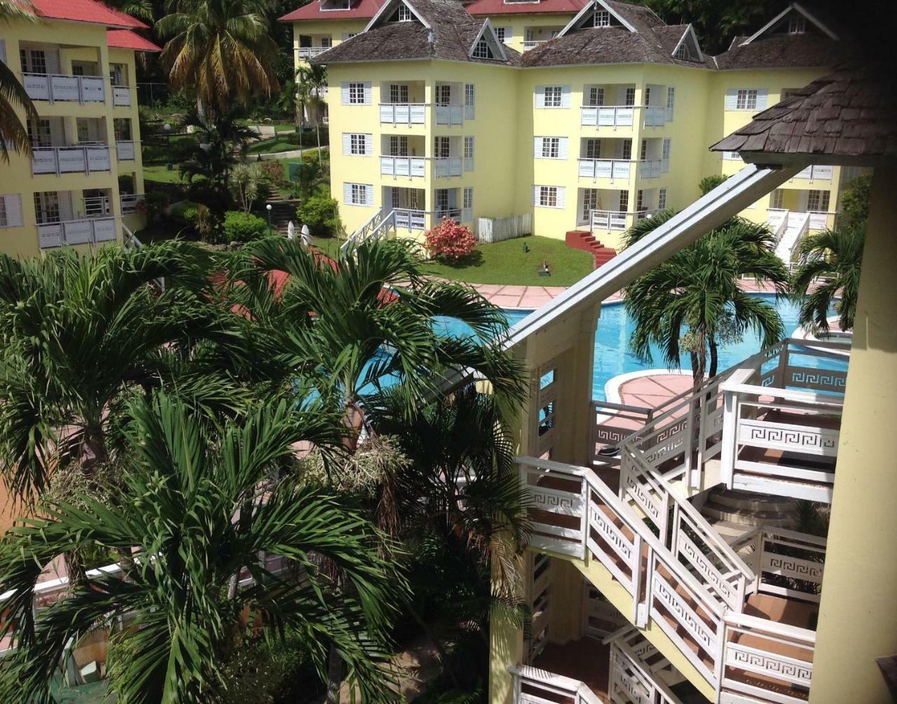 River Side Apt 9 @ Mystic Ridge. Ocho Rios Exteriör bild