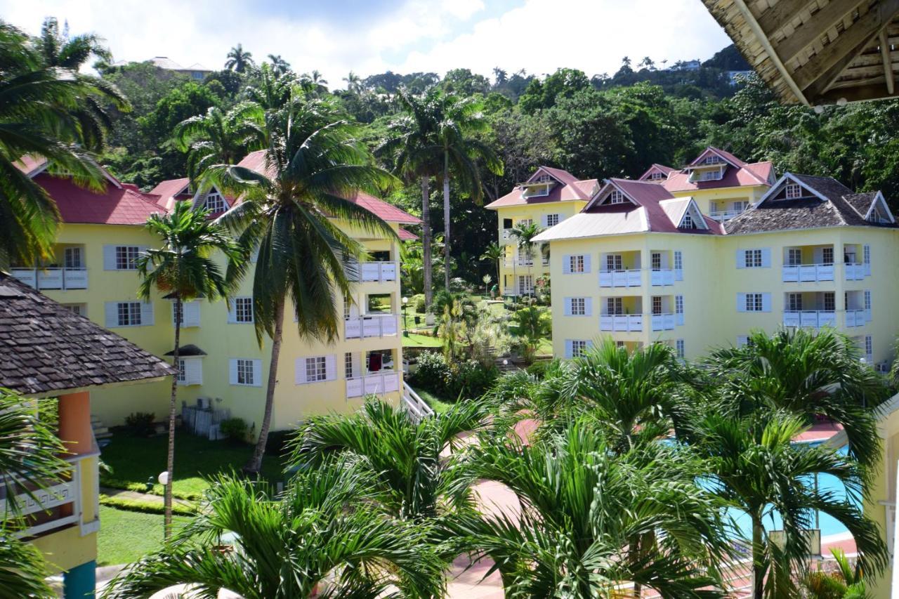 River Side Apt 9 @ Mystic Ridge. Ocho Rios Exteriör bild
