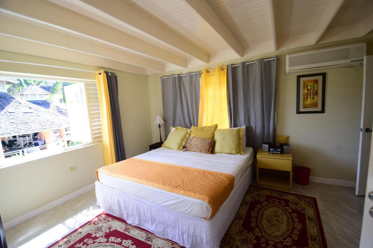 River Side Apt 9 @ Mystic Ridge. Ocho Rios Exteriör bild