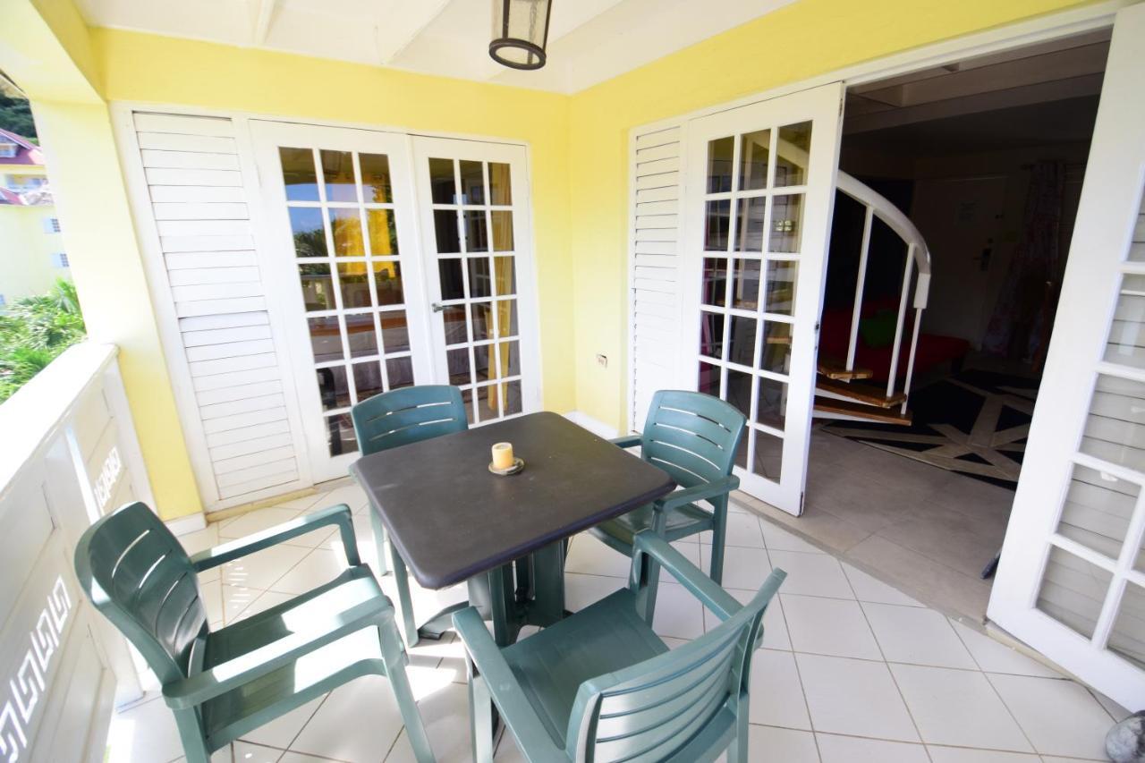 River Side Apt 9 @ Mystic Ridge. Ocho Rios Exteriör bild